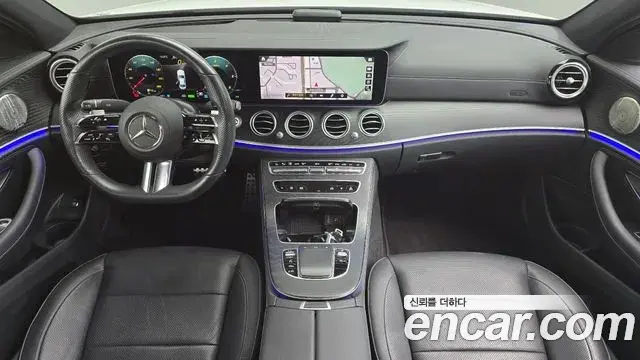Mercedes-Benz E-Class 2022 — Фото 7/20