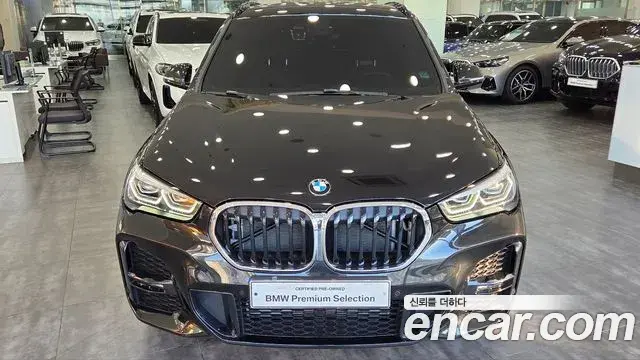 BMW X1 2022 — Фото 2/15
