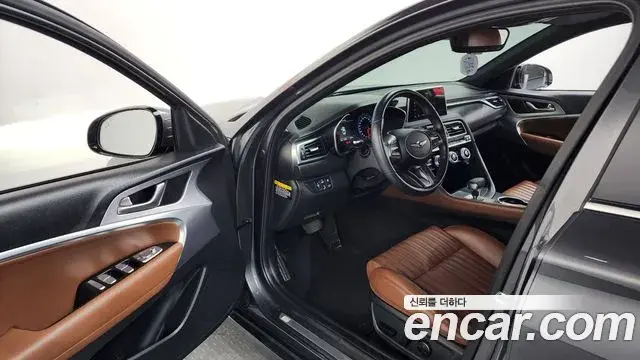 Genesis G70 2019 — ფოტო 18/35