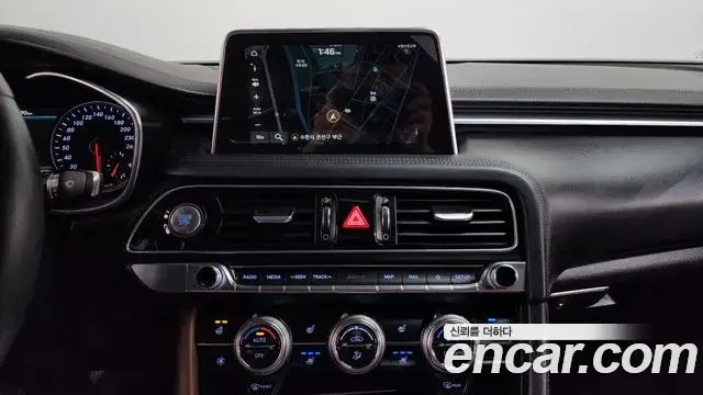 Genesis G70 2019 — ფოტო 3/35