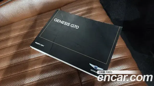 Genesis G70 2019 — ფოტო 24/35