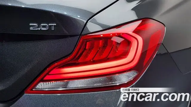 Genesis G70 2019 — ფოტო 1/35