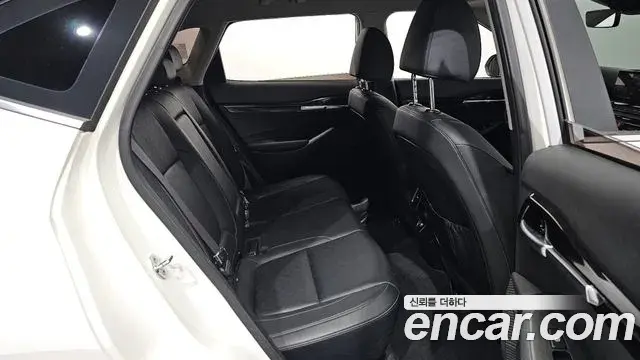 Kia Seltos 2022 — Photo 22/31
