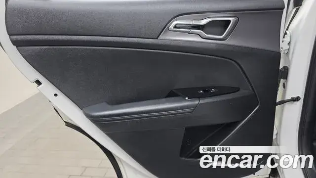 Kia Sportage 2023 — Photo 26/31