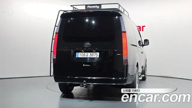Hyundai Staria 2023 — Фото 4/20