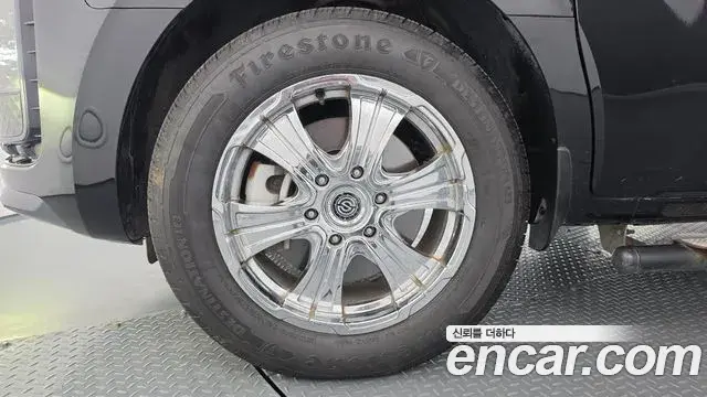 Hyundai Staria 2023 — Фото 5/20