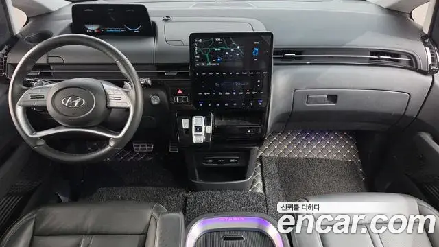 Hyundai Staria 2023 — Фото 7/20