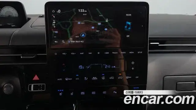 Hyundai Staria 2023 — Фото 12/20