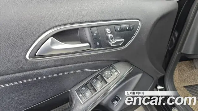 Mercedes-Benz GLA-Class 2018 — Photo 3/31