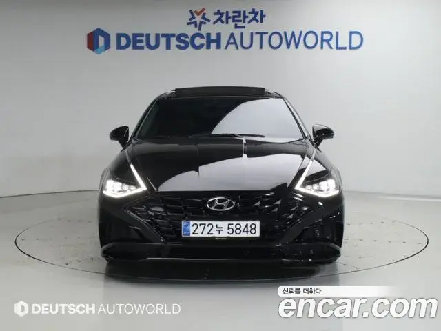 Hyundai Sonata 2021 — Фото 2/20