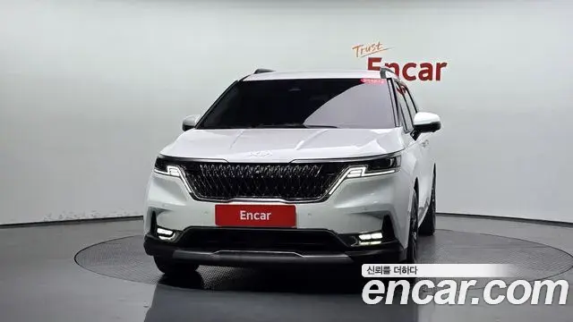 Kia Carnival 2023 — Фото 3/20