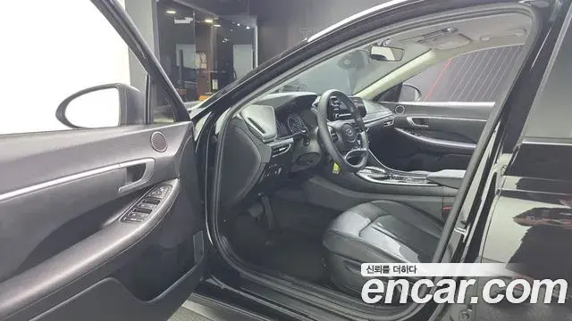 Hyundai Sonata 2022 — Фото 10/20