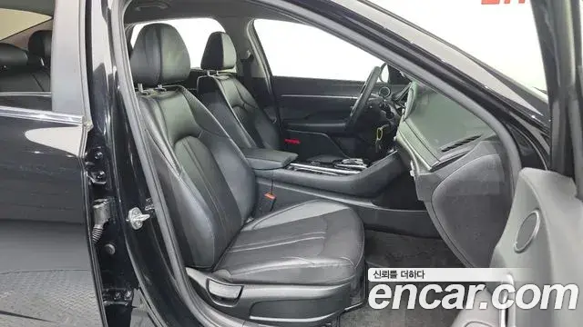Hyundai Sonata 2022 — Фото 11/20