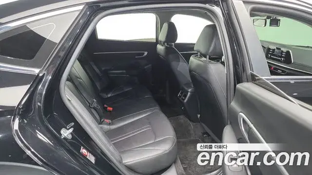 Hyundai Sonata 2022 — Фото 12/20