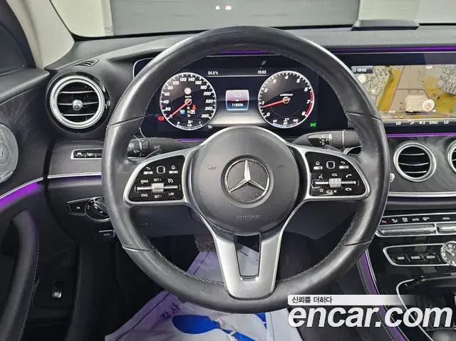 Mercedes-Benz E-Class 2019 — Фото 12/20