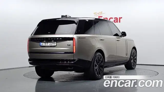 Land Rover Range Rover 2023 — Şəkil 28/30