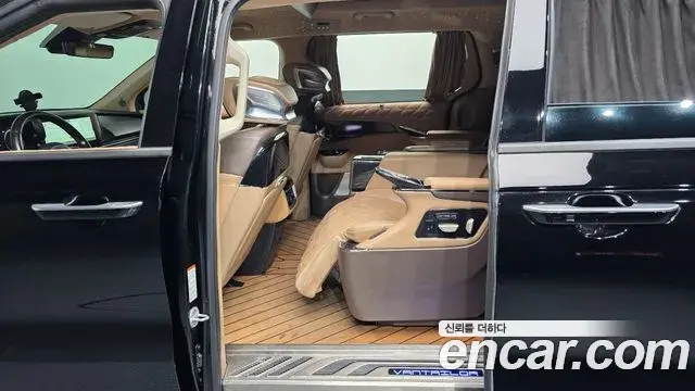 Kia Carnival 2022 — Фото 11/20