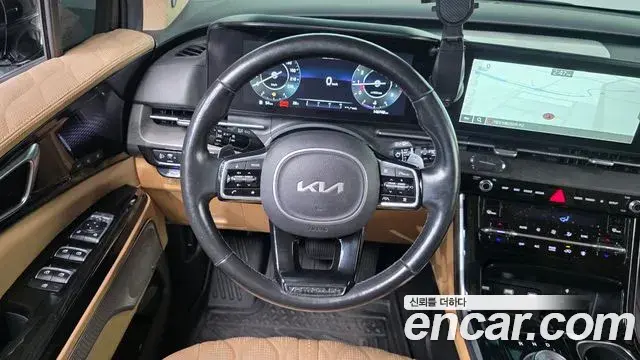 Kia Carnival 2022 — Фото 12/20