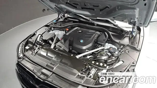 BMW 5 Series 2025 — ფოტო 6/20
