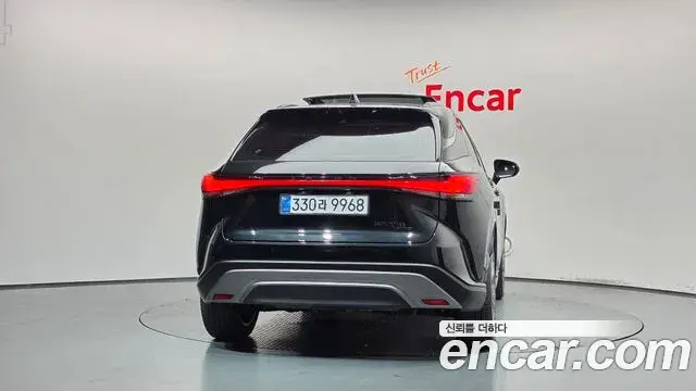 Lexus RX350h 2024 — ფოტო 12/20