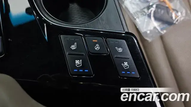Kia K8 2022 — Photo 24/38
