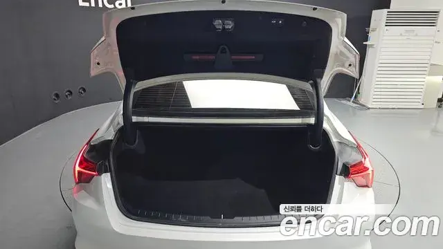 Kia K8 2022 — Photo 20/38