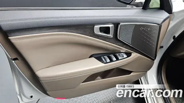 Kia K8 2022 — Photo 21/38