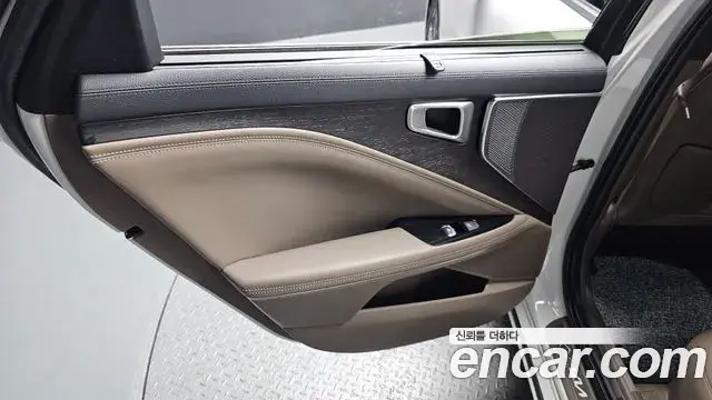 Kia K8 2022 — Photo 27/38