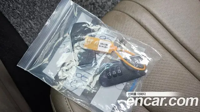 Kia K8 2022 — Photo 11/38