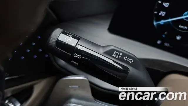 Kia K8 2022 — Photo 28/38