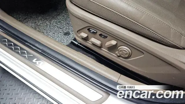 Kia K8 2022 — Photo 12/38