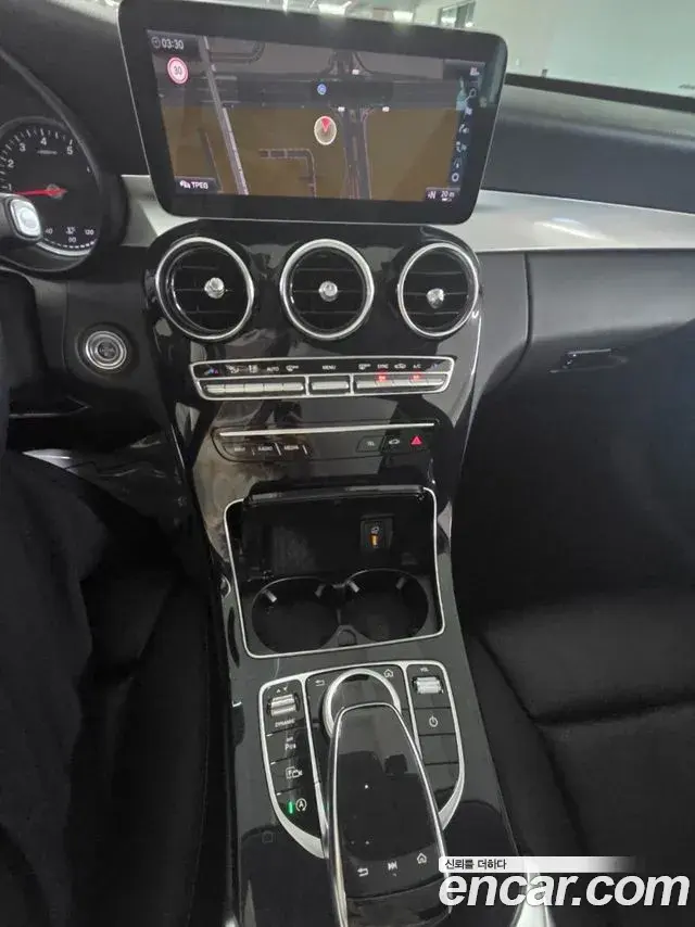 Mercedes-Benz C-Class 2019 — Фото 7/19