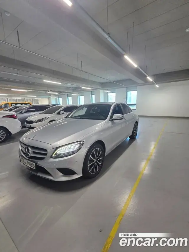 Mercedes-Benz C-Class 2019 — Фото 17/19