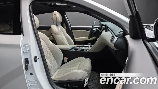 Genesis G70 2021 — Şəkil 10/33