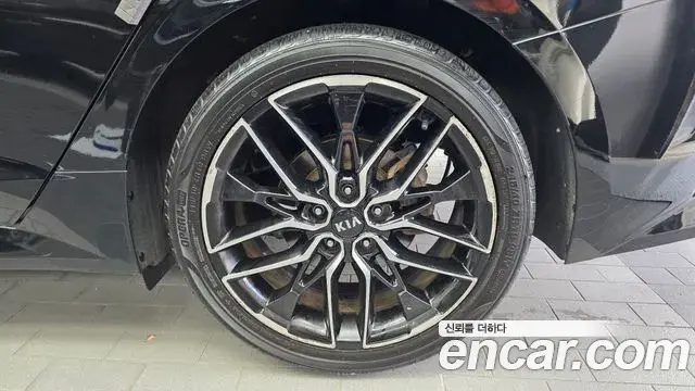 Kia K5 2020 — Şəkil 11/32
