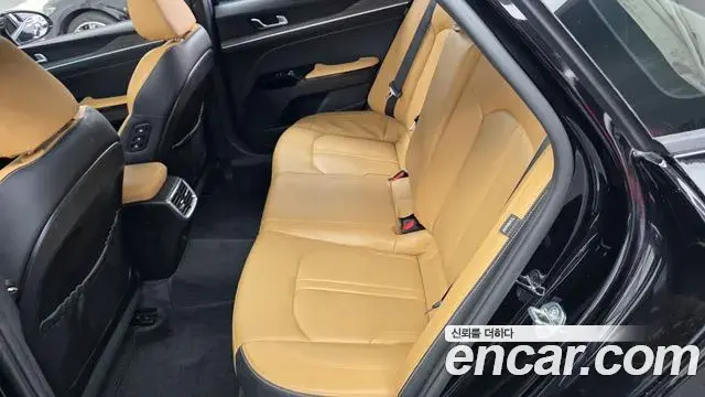 Kia K5 2020 — Şəkil 29/32