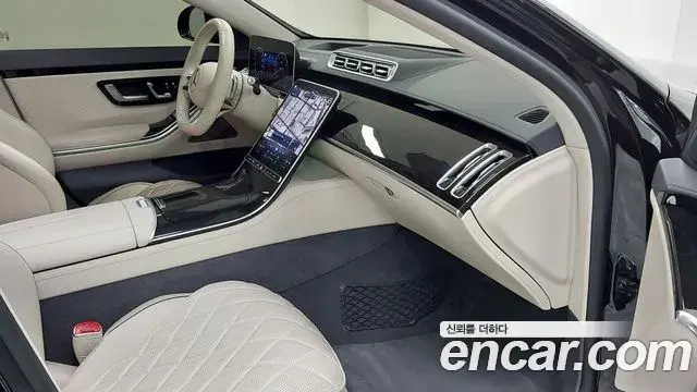 Mercedes-Benz S-Class 2024 — Фото 13/20
