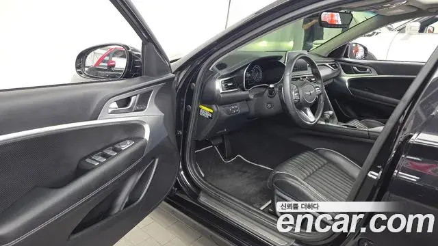 Genesis G70 2020 — Şəkil 24/32