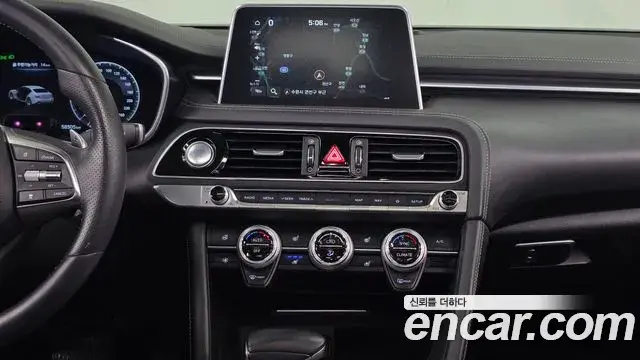 Genesis G70 2020 — Şəkil 26/32