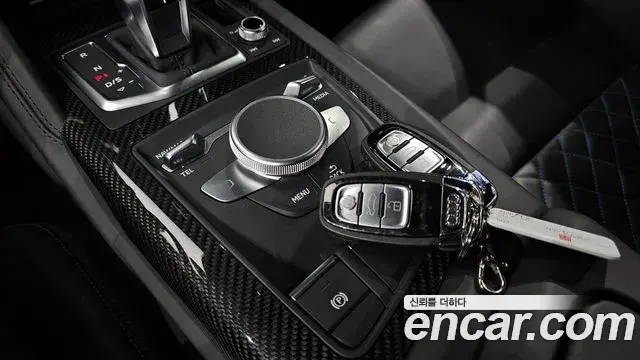 Audi R8 2021 — Фото 19/20
