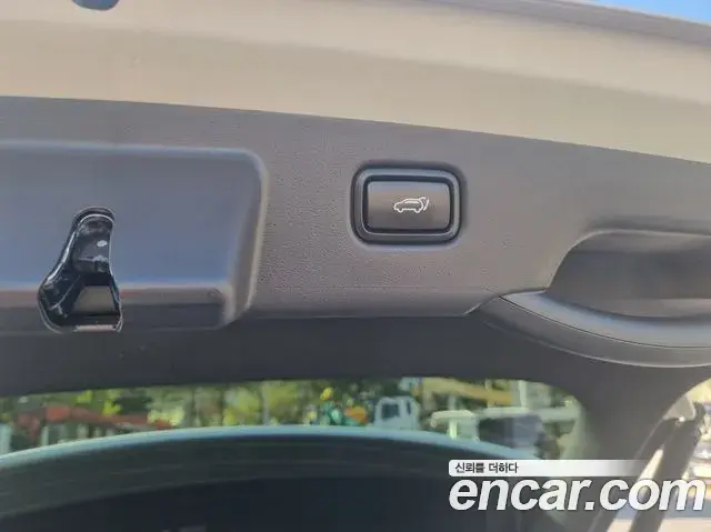 Kia Niro 2024 — Фото 12/20