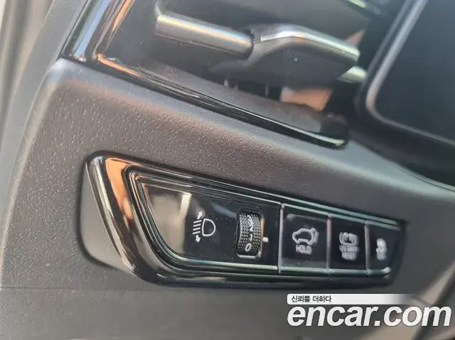 Kia Niro 2024 — Фото 13/20