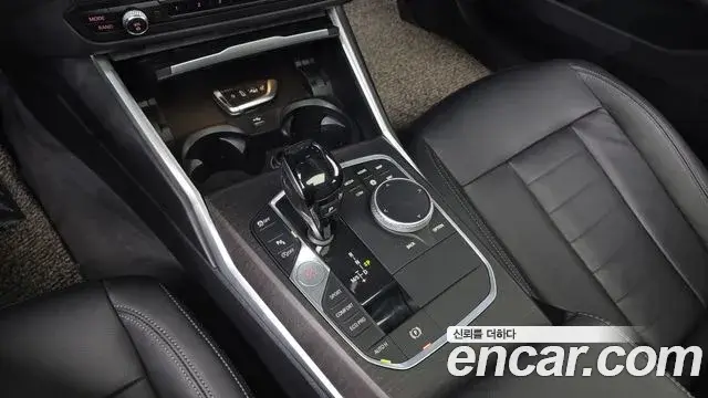 BMW 3 Series 2019 — Фото 9/20