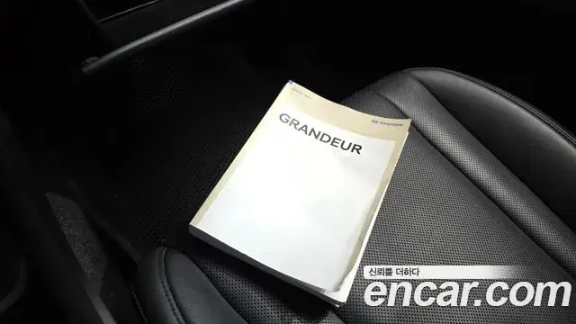 Hyundai Grandeur 2022 — Фото 16/20
