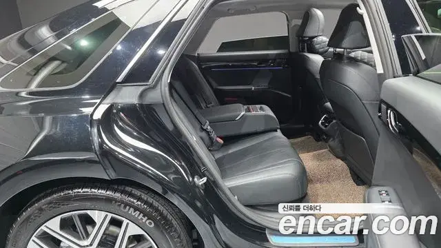 Hyundai Grandeur 2023 — Фото 12/20