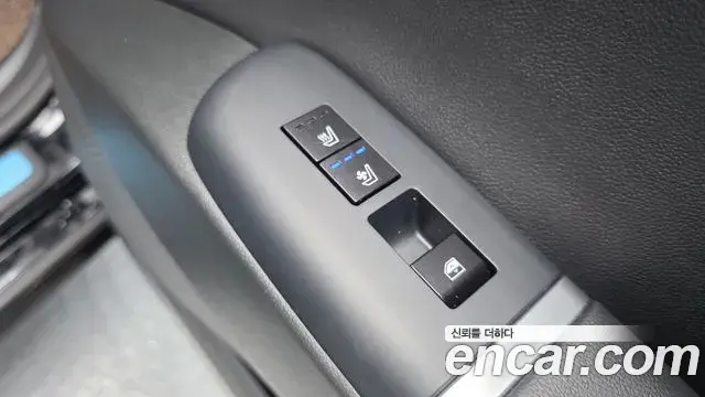 Hyundai Grandeur 2023 — Фото 18/20