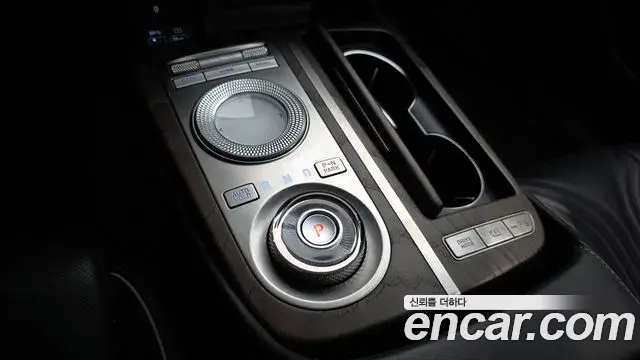 Genesis Electrified G80 2022 — Фото 9/20