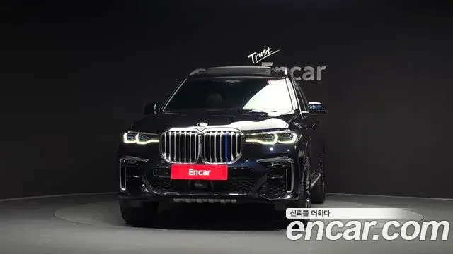 BMW X7 2021 — Фото 3/20