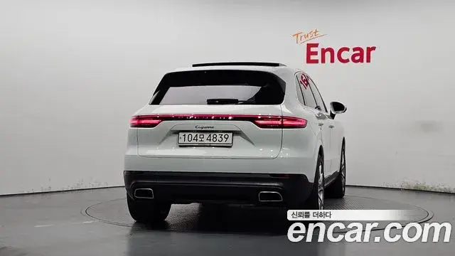 Porsche Cayenne 2020 — Фото 4/20