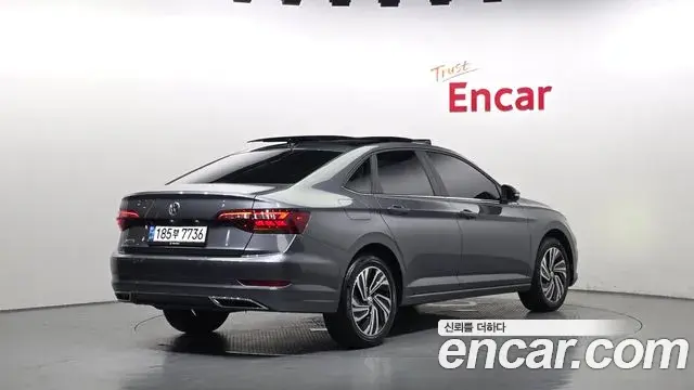 Volkswagen Jetta 2020 — Фото 2/20